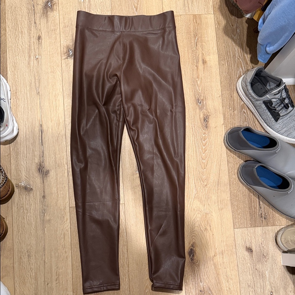 Ci Sono Chocolate Faux Leather Pants
